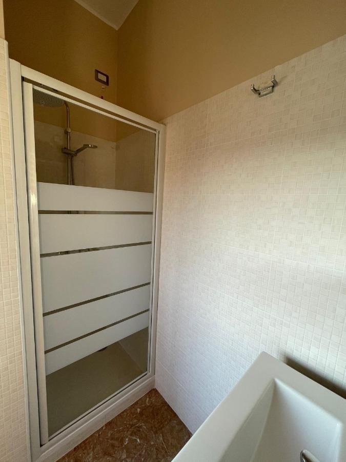 Casa Viola A 900 Mt Dalla Staz. Centrale بيسكارا المظهر الخارجي الصورة