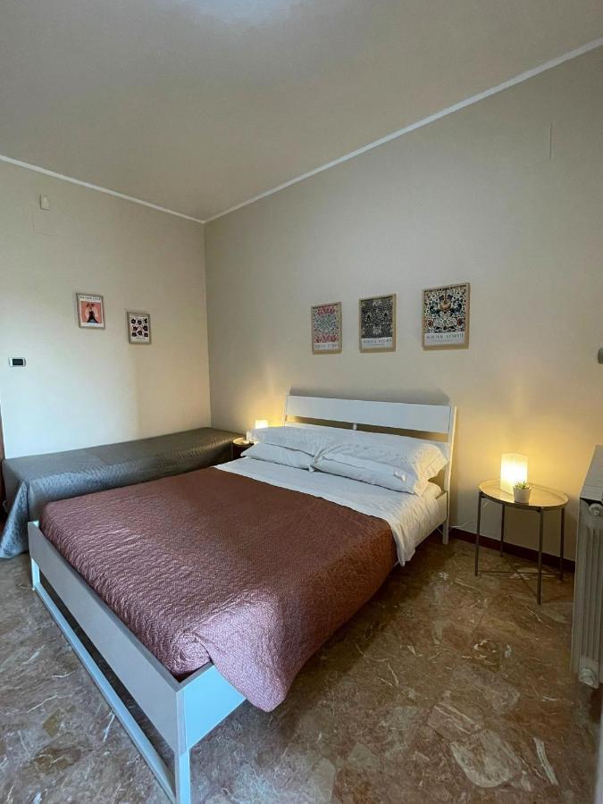 Casa Viola A 900 Mt Dalla Staz. Centrale بيسكارا المظهر الخارجي الصورة