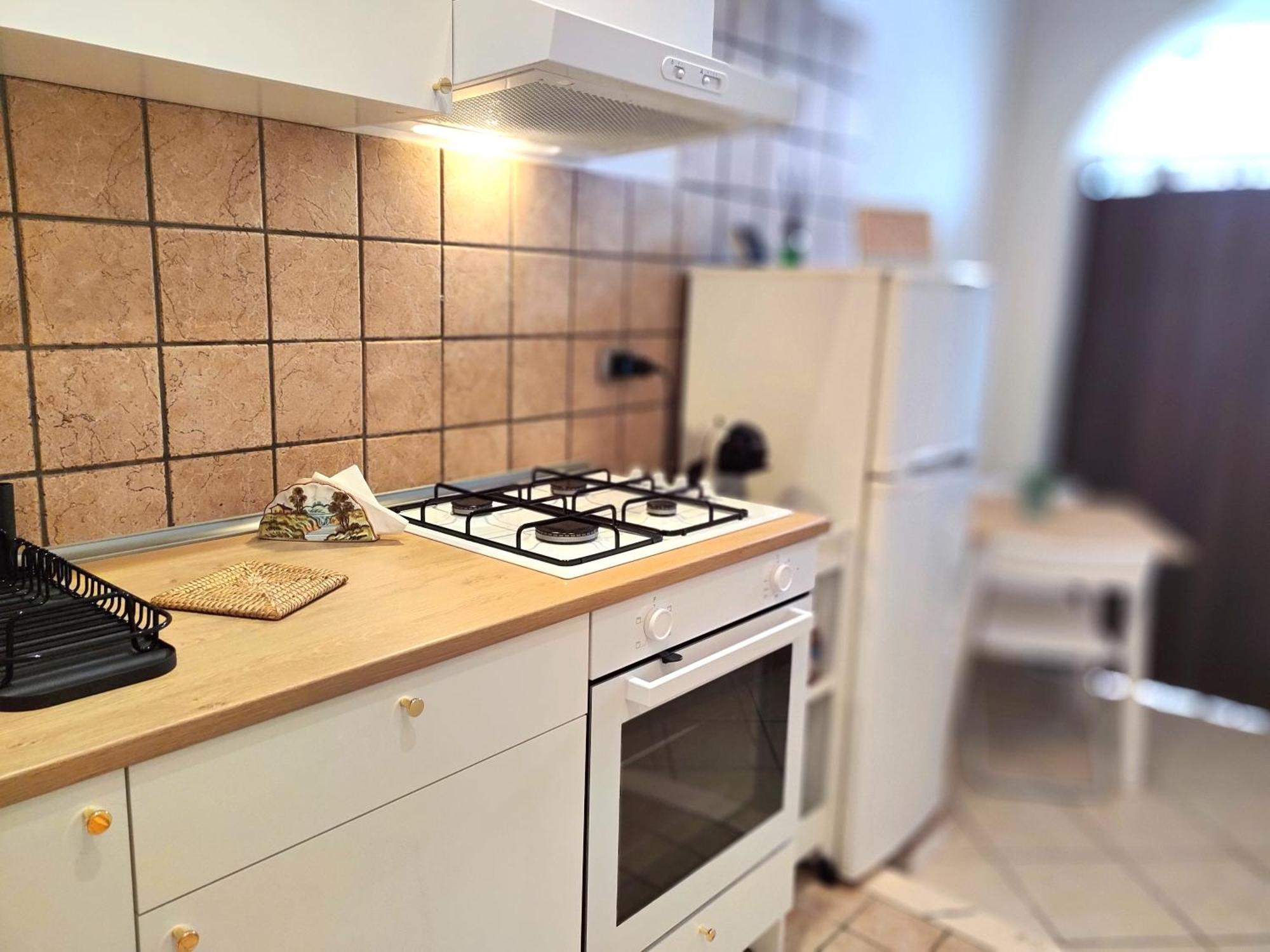 Casa Viola A 900 Mt Dalla Staz. Centrale بيسكارا المظهر الخارجي الصورة