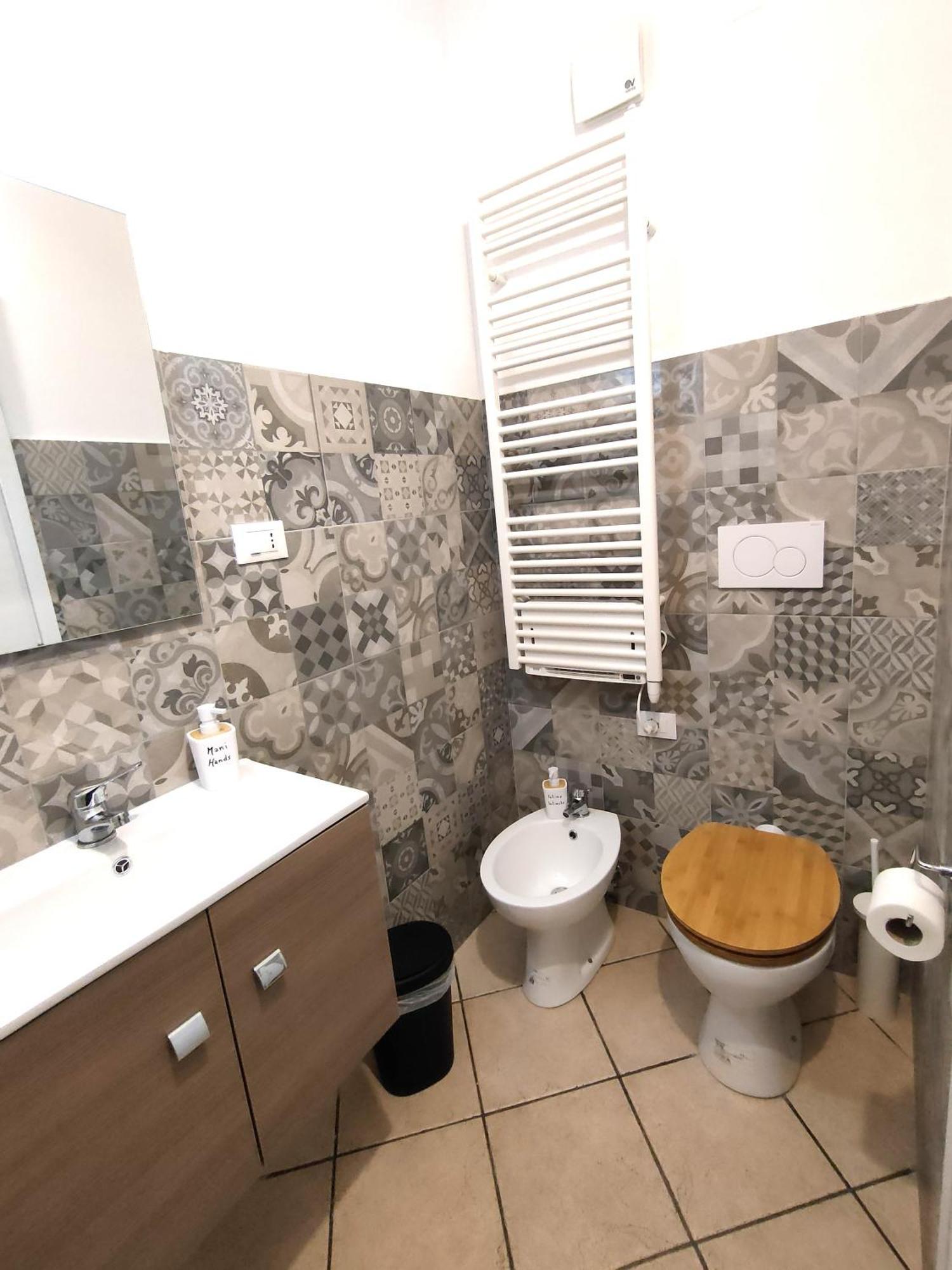 Casa Viola A 900 Mt Dalla Staz. Centrale بيسكارا المظهر الخارجي الصورة